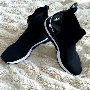 Micheal Kors Women’s Skylar Wedge Sock Bootie